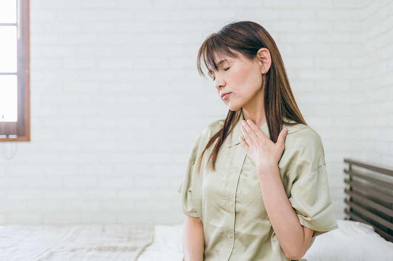 食道裂孔ヘルニアの症状チェック